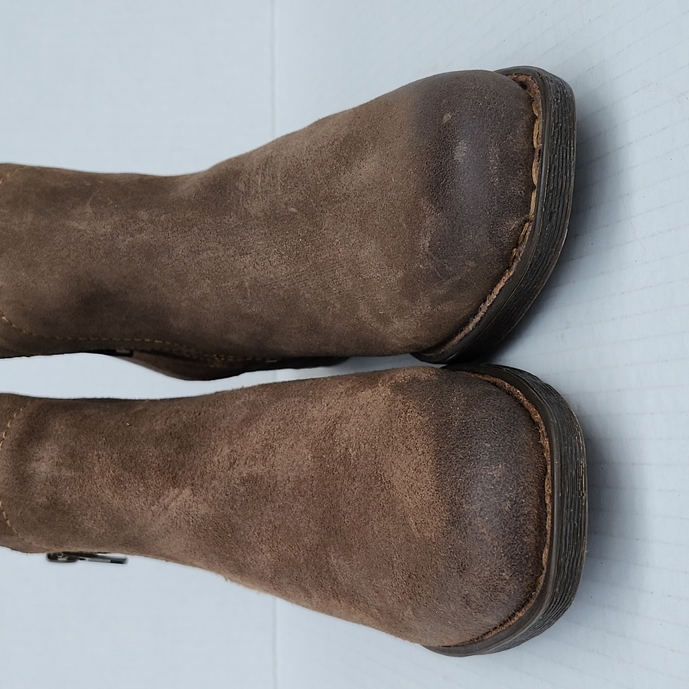 BORN MALTA ll SUEDE ANKLE BOOT - Picture 2 of 13